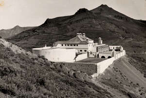 PARADOR NACIONAL DE TEJEDA